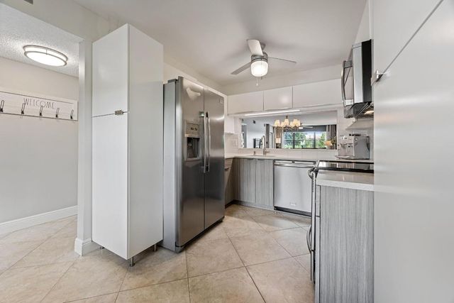 7649 Tahiti Lane 103, Lake Worth, FL 33467