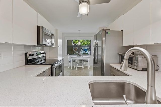 7649 Tahiti Lane 103, Lake Worth, FL 33467