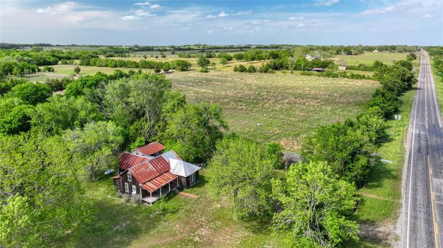 5104 S Hwy 237, Round Top, TX 78954