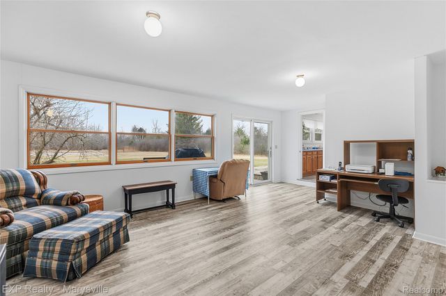 5265 Smiths Creek Road, Kimball Township, MI 48074