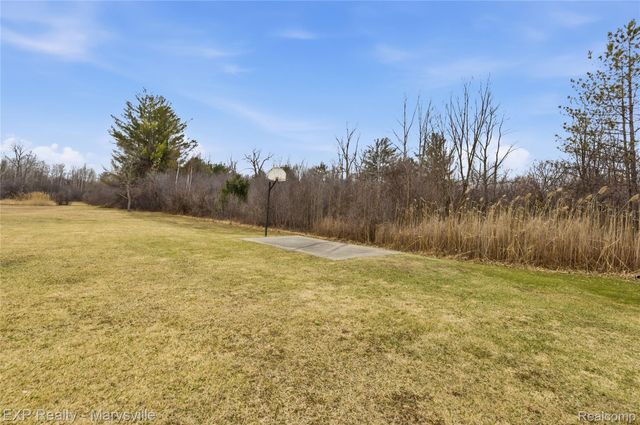 5265 Smiths Creek Road, Kimball Township, MI 48074