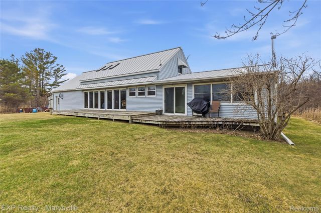 5265 Smiths Creek Road, Kimball Township, MI 48074