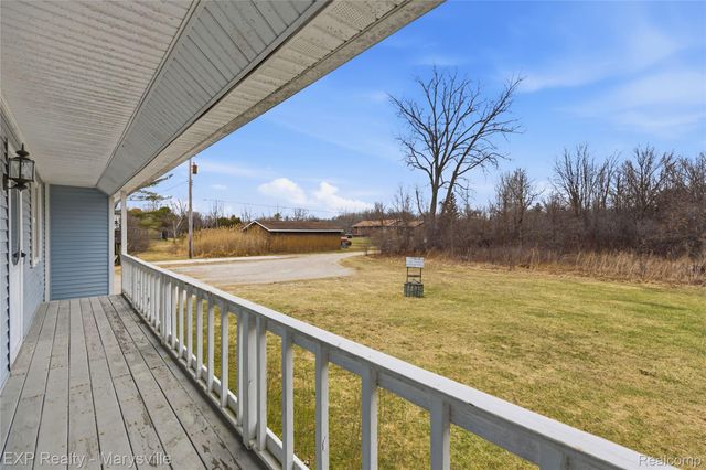 5265 Smiths Creek Road, Kimball Township, MI 48074