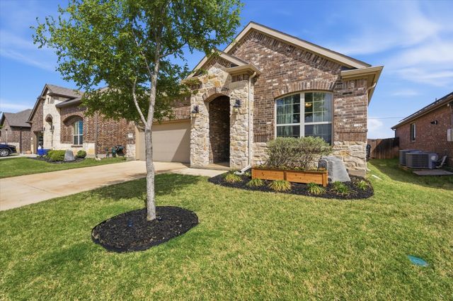 10709 Table Bluff Street, Aubrey, TX 76227