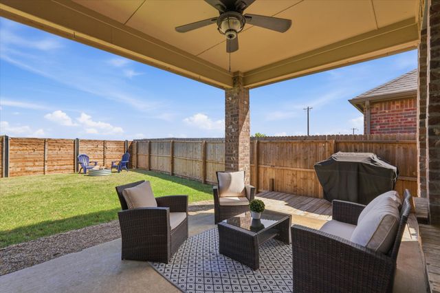 10709 Table Bluff Street, Aubrey, TX 76227