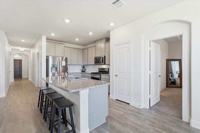 10709 Table Bluff Street, Aubrey, TX 76227