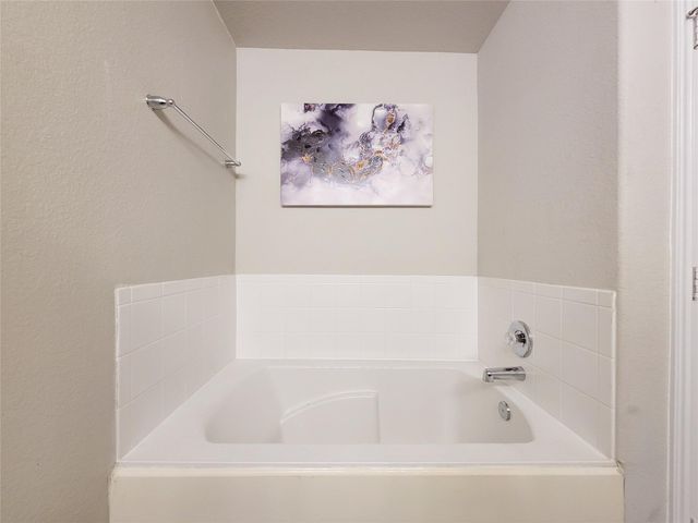 8003 Ecru Lane, Rosharon, TX 77583