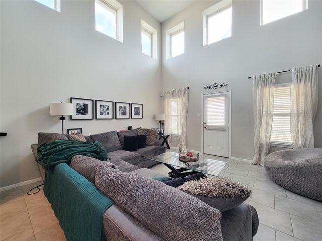 8003 Ecru Lane, Rosharon, TX 77583