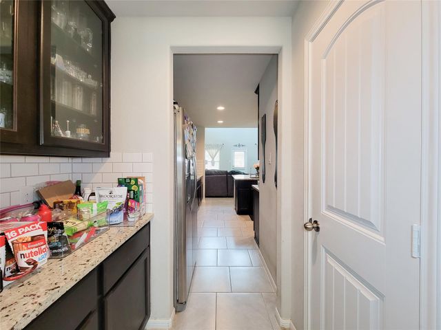 8003 Ecru Lane, Rosharon, TX 77583