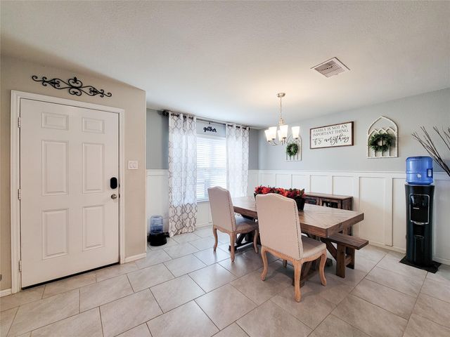 8003 Ecru Lane, Rosharon, TX 77583