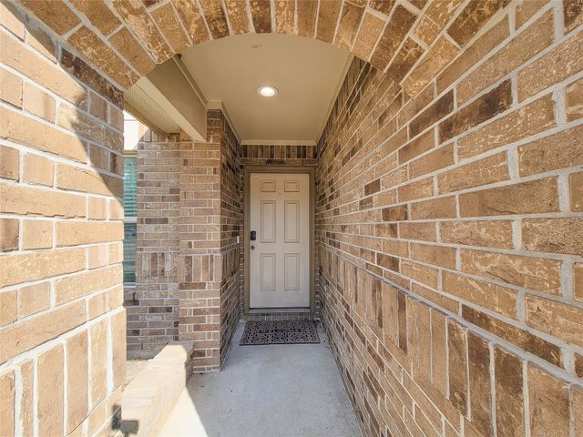 8003 Ecru Lane, Rosharon, TX 77583