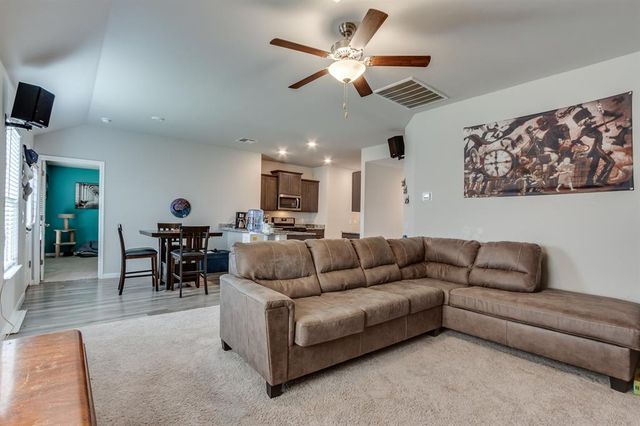 1705 Vermilion Lane, El Reno, OK 73036