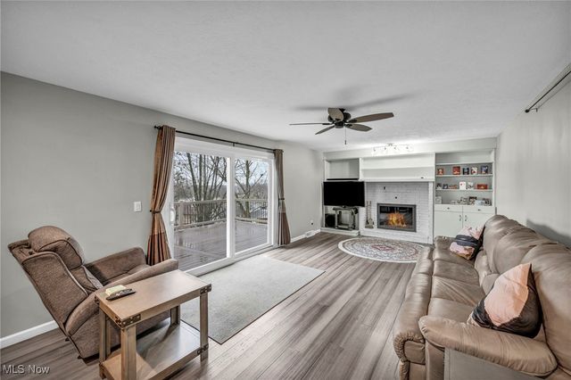 30185 Overlook Drive, Wickliffe, OH 44092