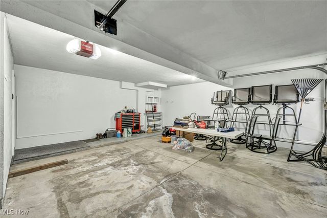 30185 Overlook Drive, Wickliffe, OH 44092