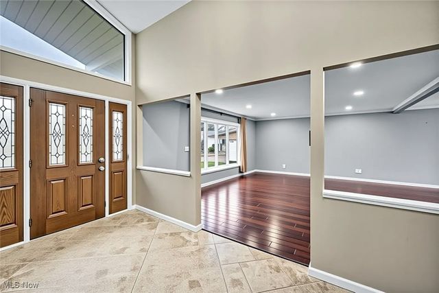 30185 Overlook Drive, Wickliffe, OH 44092