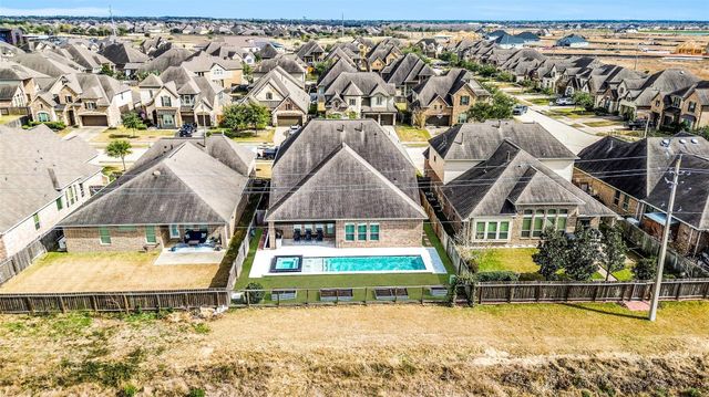 1652 Longwood Glen Lane, Friendswood, TX 77546