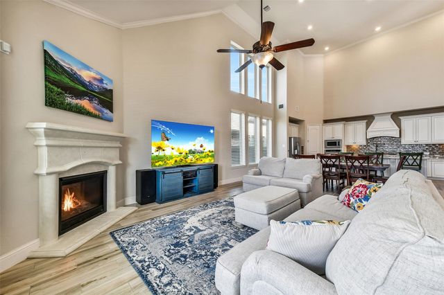 1652 Longwood Glen Lane, Friendswood, TX 77546