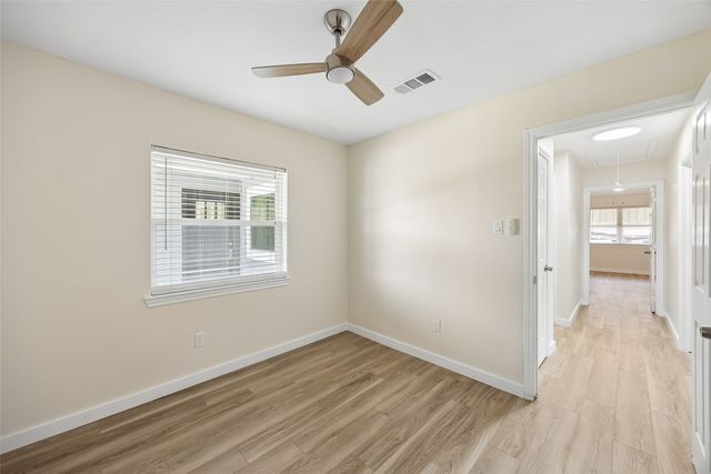 2035 Sancerre Lane, Carrollton, TX 75007