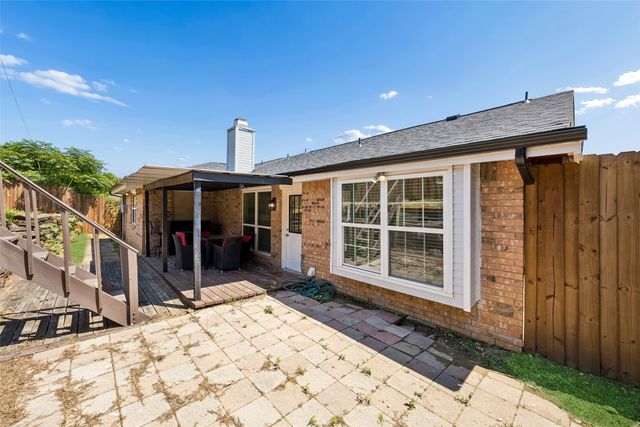 2035 Sancerre Lane, Carrollton, TX 75007