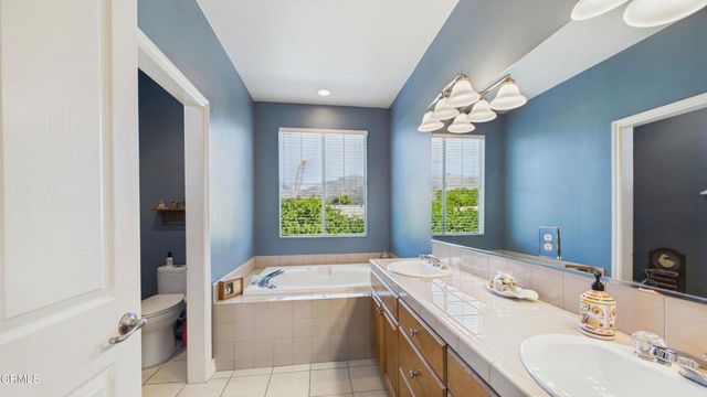 1807 S Mayflower Avenue, Monrovia, CA 91016
