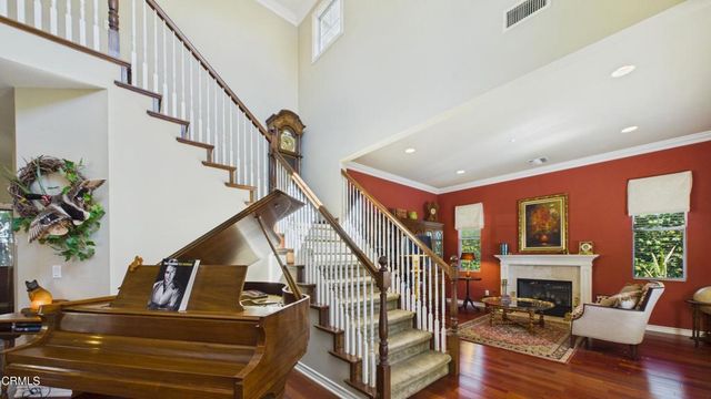 1807 S Mayflower Avenue, Monrovia, CA 91016