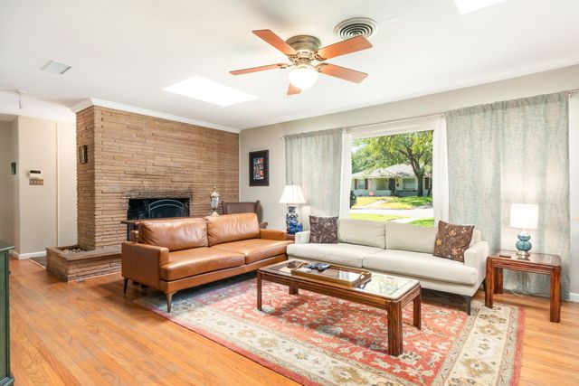 6803 Blessing Drive, Dallas, TX 75214