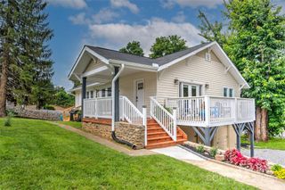 123 W Marshall Street, Waynesville, NC 28786