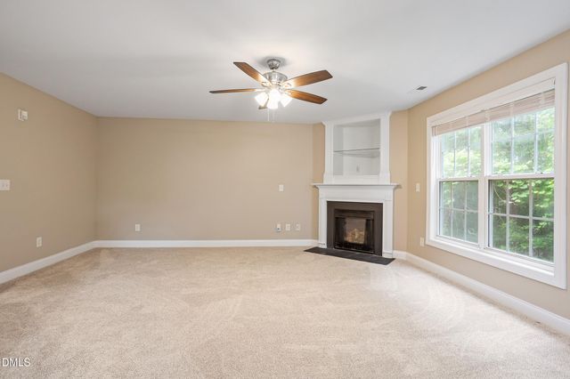 517 Texanna Way, Holly Springs, NC 27540