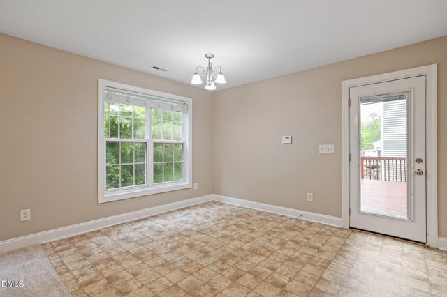 517 Texanna Way, Holly Springs, NC 27540