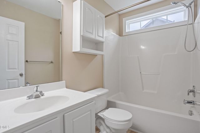 517 Texanna Way, Holly Springs, NC 27540