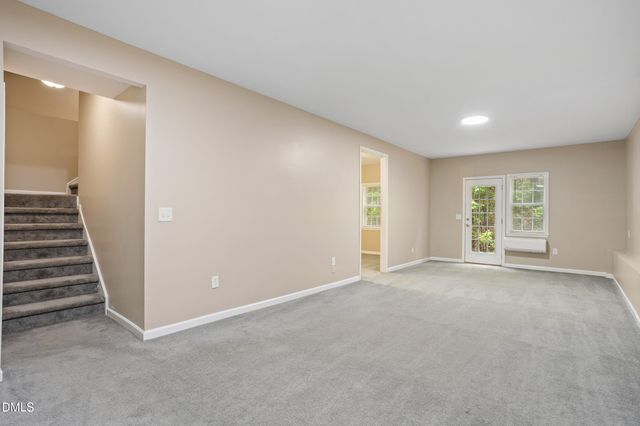 517 Texanna Way, Holly Springs, NC 27540
