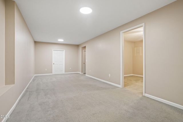 517 Texanna Way, Holly Springs, NC 27540