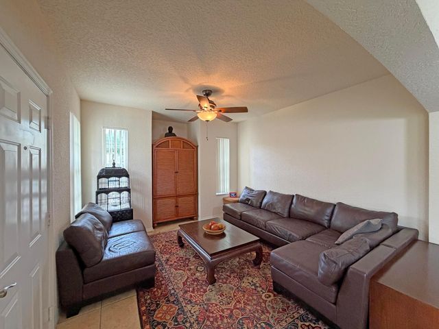 152 SW Peacock Blvd Apt 27-101, Port St Lucie, FL 34986