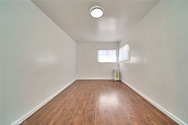 3011 S West View, Los Angeles, CA 90016