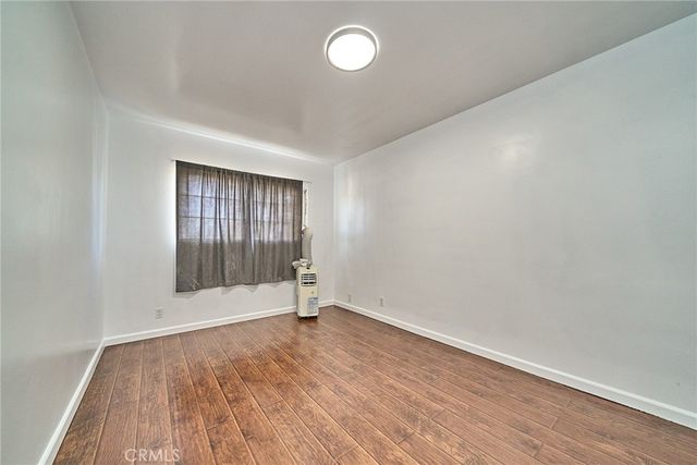 3011 S West View, Los Angeles, CA 90016