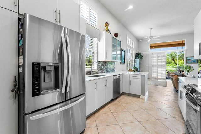 8192 Spyglass Drive, West Palm Beach, FL 33412