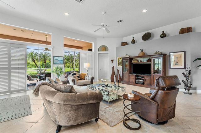 8192 Spyglass Drive, West Palm Beach, FL 33412
