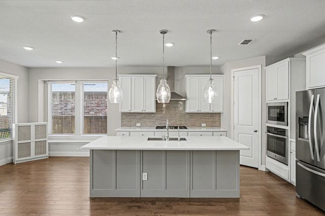 1700 Rain Lily Street, Celina, TX 75078