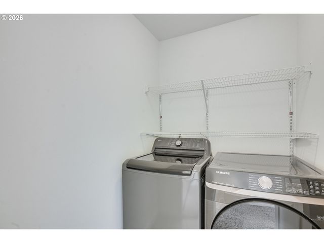 1043 N FAIRHOPE Pl, Ridgefield, WA 98642
