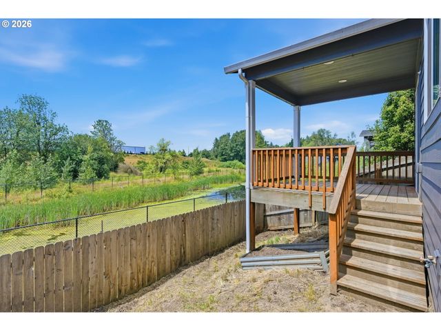 1043 N FAIRHOPE Pl, Ridgefield, WA 98642