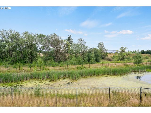 1043 N FAIRHOPE Pl, Ridgefield, WA 98642