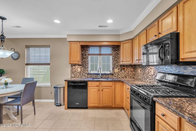 55 Cypress Point Lane, Jackson, NJ 08527
