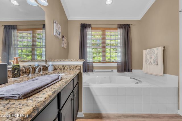 55 Cypress Point Lane, Jackson, NJ 08527
