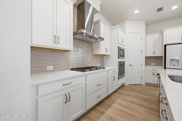 88 SUTTON Drive, Ponte Vedra, FL 32081