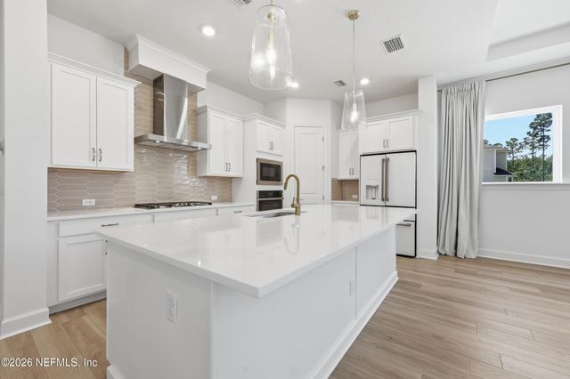 88 SUTTON Drive, Ponte Vedra, FL 32081