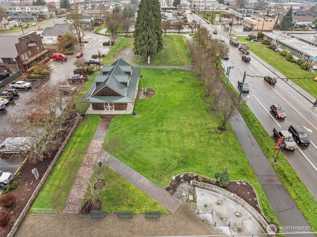 121 Van Scoyoc Avenue SW, Orting, WA 98360