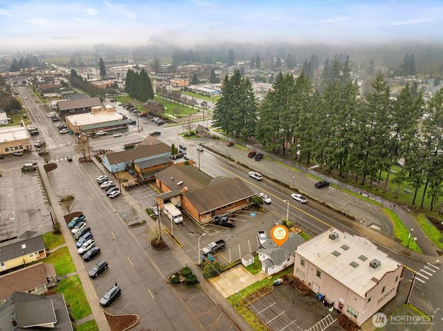 121 Van Scoyoc Avenue SW, Orting, WA 98360