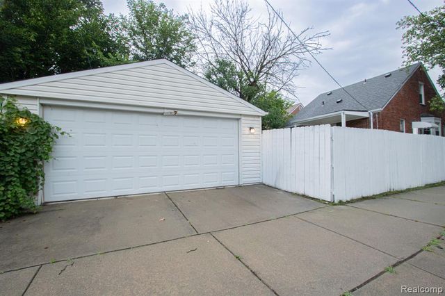 4105 Grayton Street, Detroit, MI 48224
