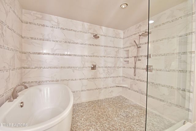 233 Baltusrol Rd, Knoxville, TN 37934