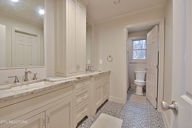 233 Baltusrol Rd, Knoxville, TN 37934